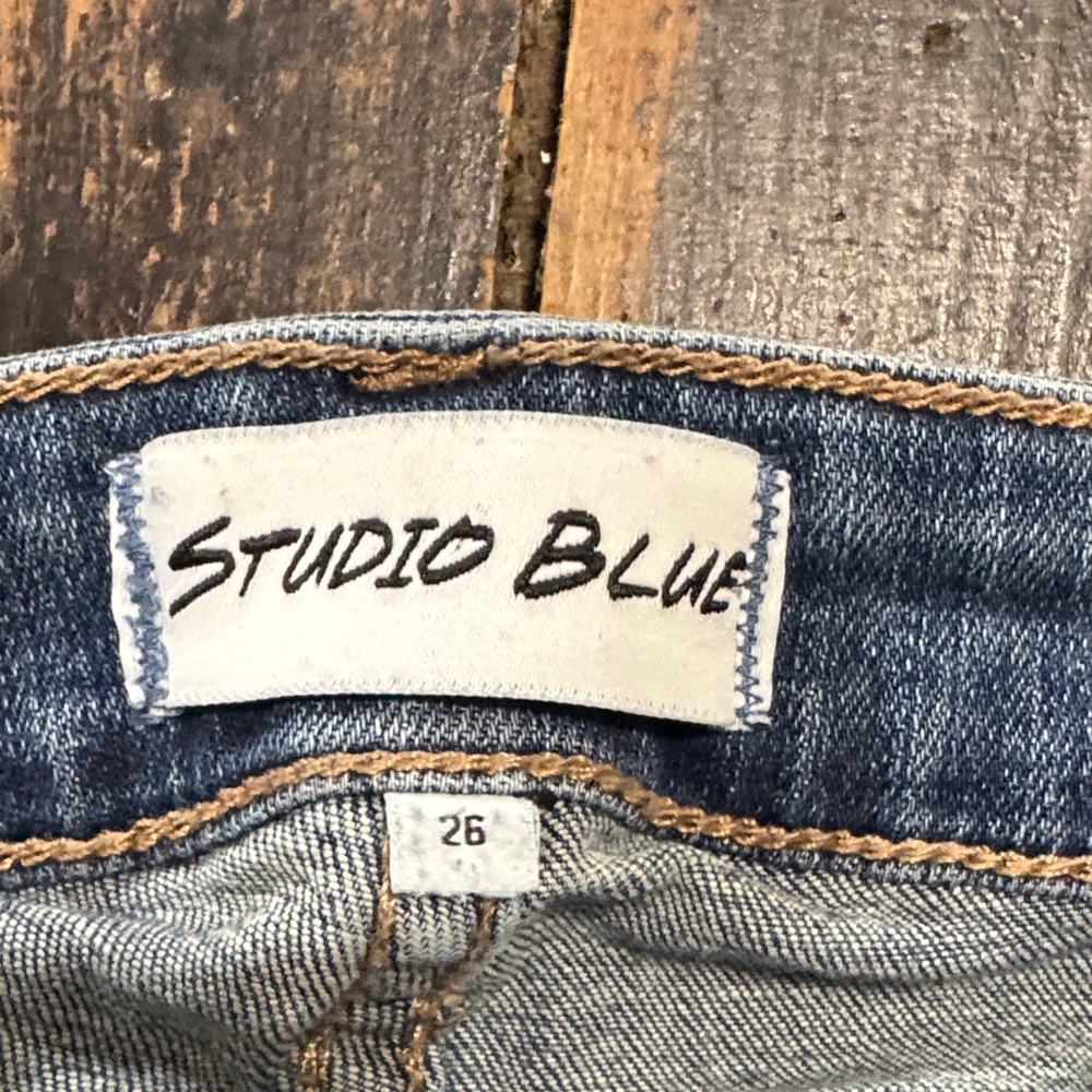 Women's Skinny Stretch Jeans in Mid Blue - Picture 6 of 7